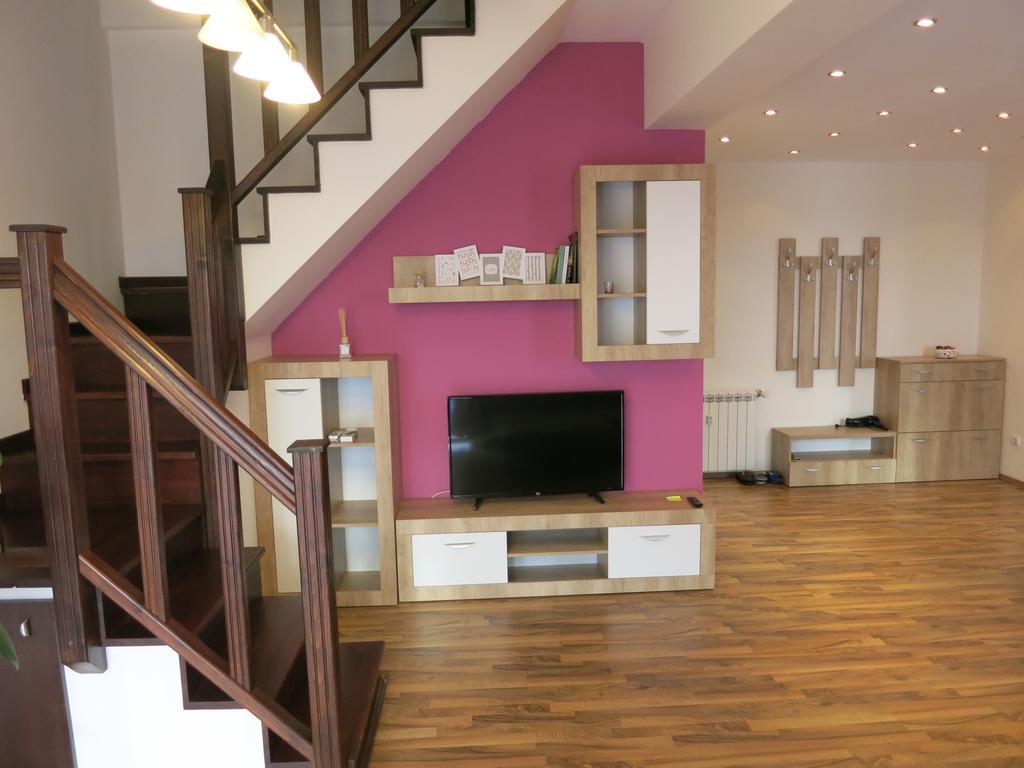 Penthouse Apartament Nufarul Oradea Exteriör bild