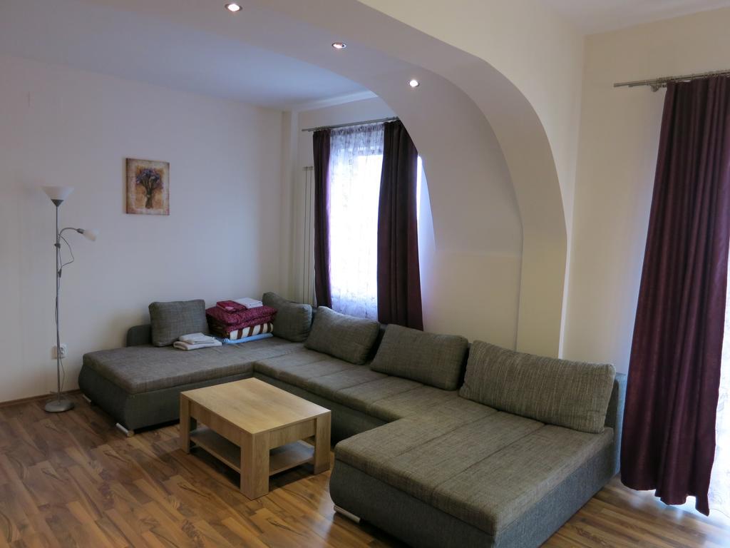Penthouse Apartament Nufarul Oradea Exteriör bild