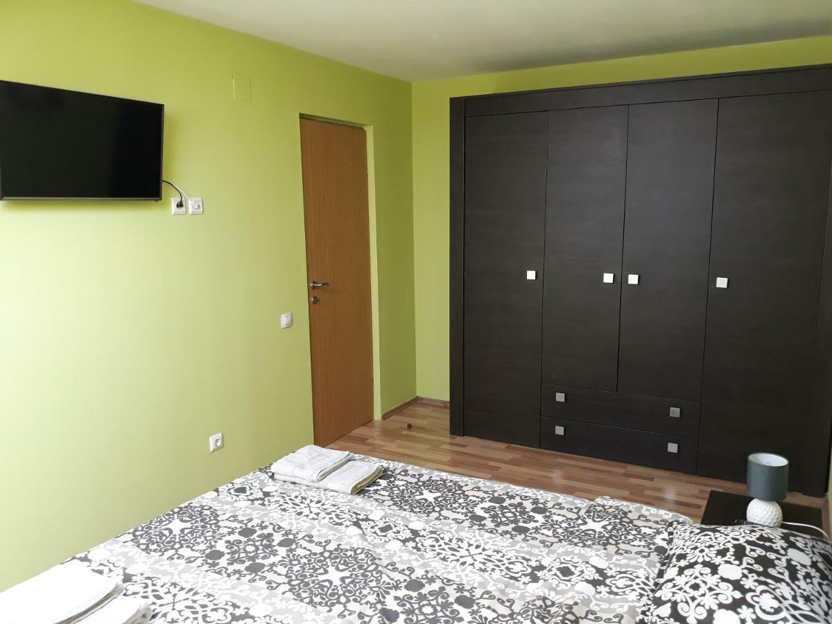Penthouse Apartament Nufarul Oradea Exteriör bild